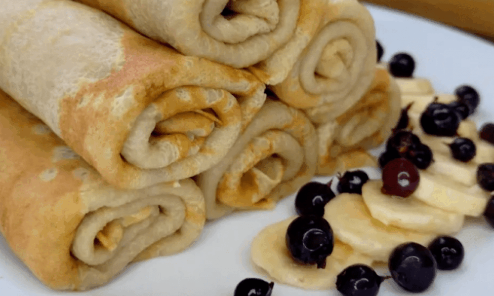 Идеальные блины на Масленицу: простой рецепт на кипятке