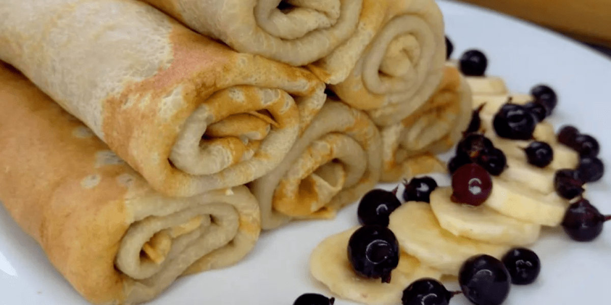 Идеальные блины на Масленицу: простой рецепт на кипятке