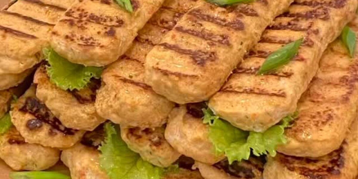 Простые домашние куриные колбаски: вкусный и полезный рецепт для всей семьи