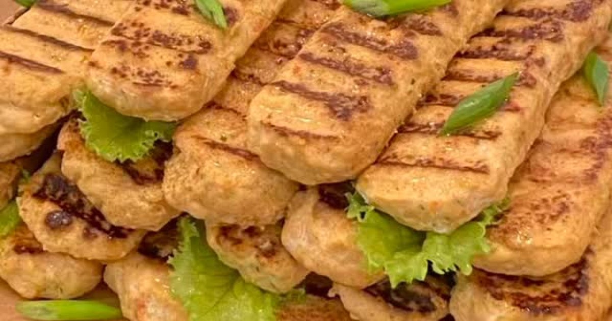 Простые домашние куриные колбаски: вкусный и полезный рецепт для всей семьи