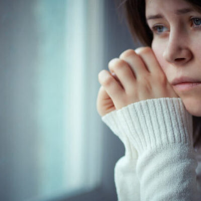 Сигналы организма, которые нельзя игнорировать: что советует врач-женщина