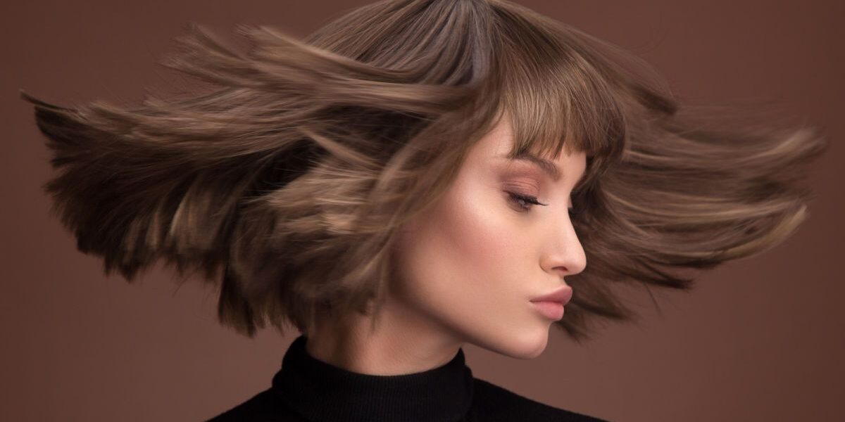 Стильные прически 2024: универсальные варианты, которые понравятся всем