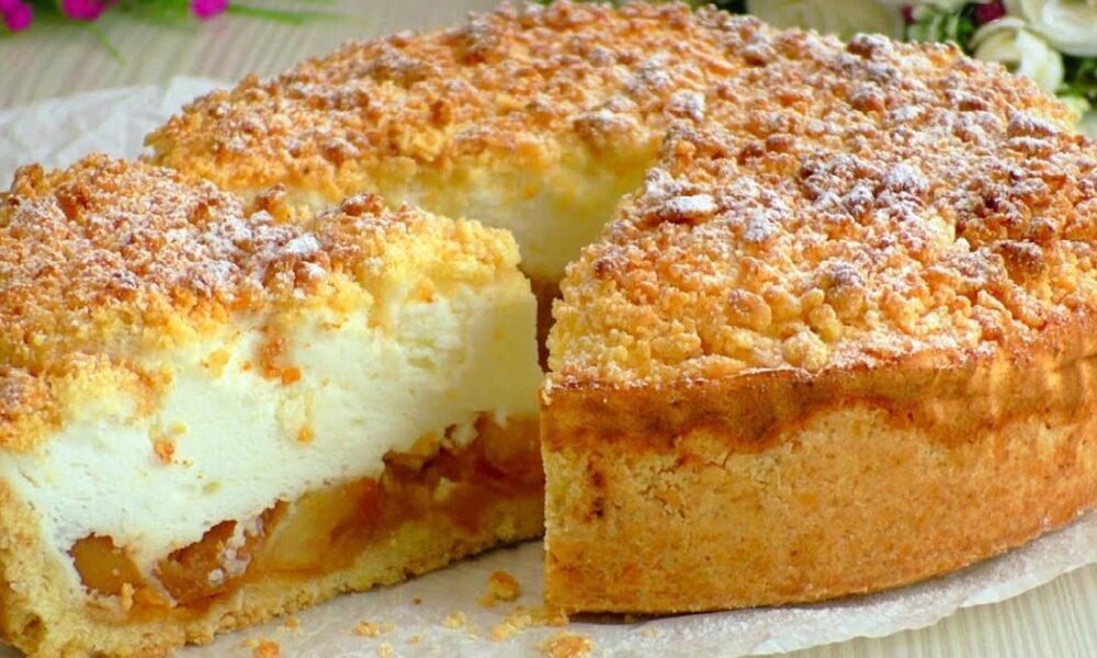 Яблочный пирог с кремом-суфле: простой рецепт для идеального десерта