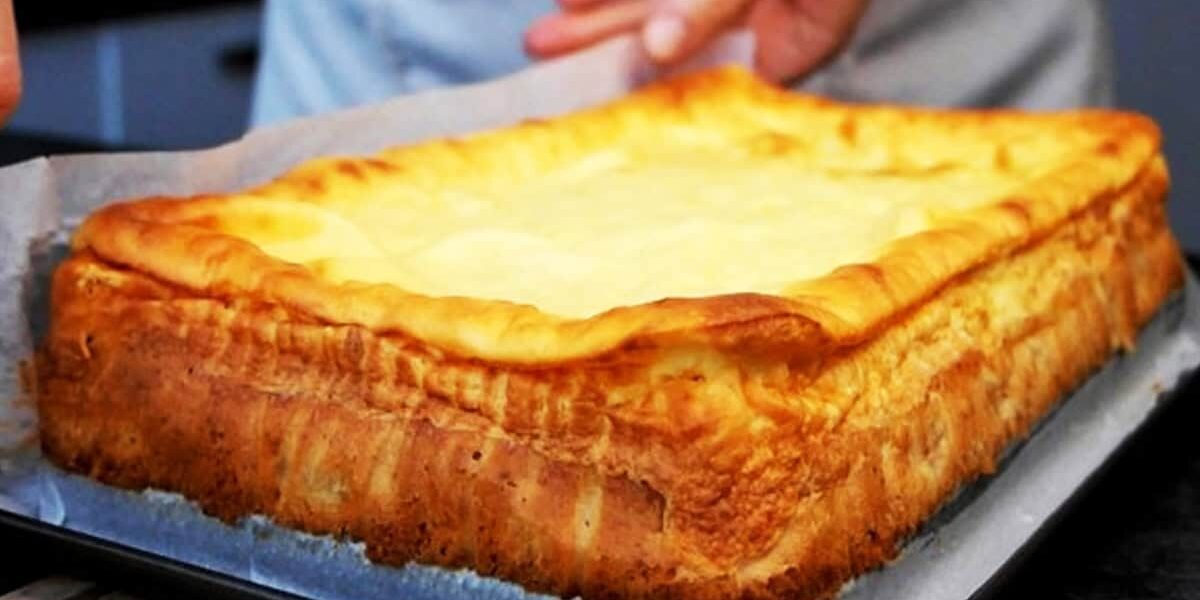 Нежный яблочный пирог: рецепт с кремовой текстурой теста