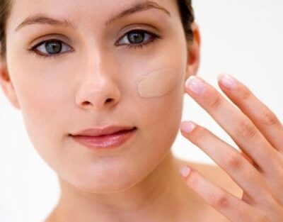 Секреты идеальной кожи: как скрыть несовершенства и выглядеть безупречно