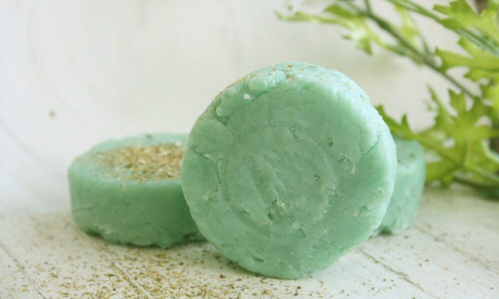 Твердый шампунь: модный тренд или реальная польза для ваших волос?