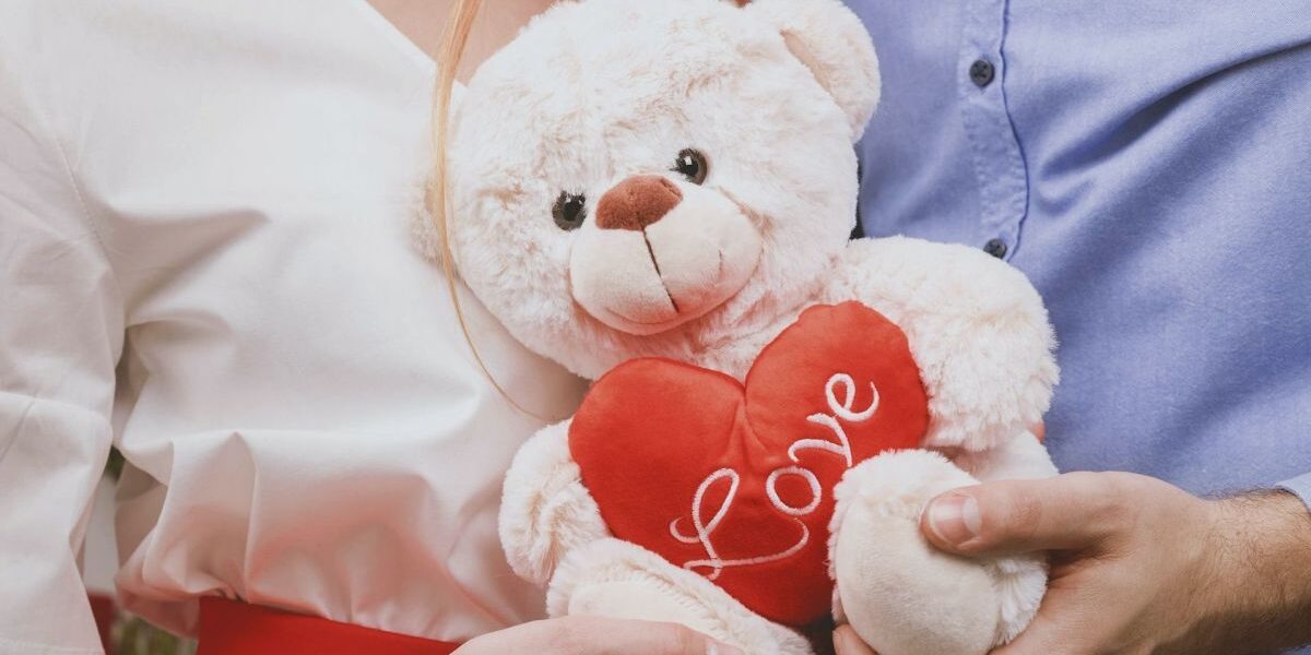 Цветы, которые "убьют" ваш бюджет: 6 неудачных подарков на День святого Валентина