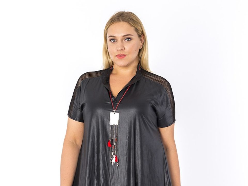 Секреты стиля для девушек с пышными формами: как выглядеть неотразимо