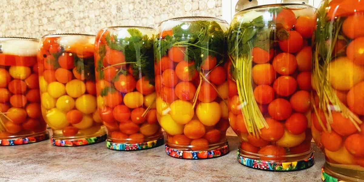 Секрет консервации: как приготовить невероятно вкусные заготовки на зиму с ароматной травой