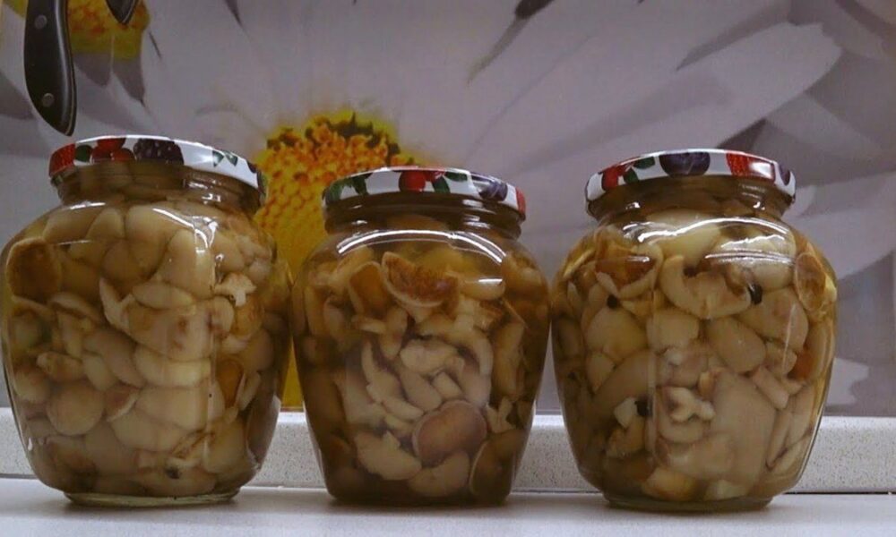 Домашние маринованные грибы: простой рецепт с льняным маслом