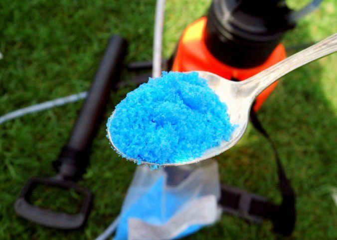 Медный купорос в саду: секреты применения для красоты и здоровья растений