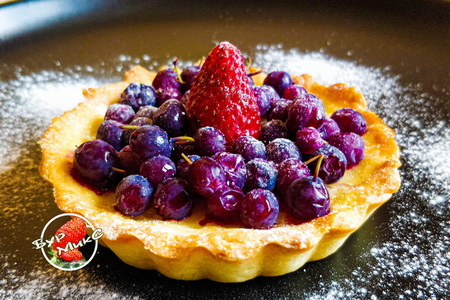 Нежные десерты: ванильный крем с ягодами для идеального чаепития