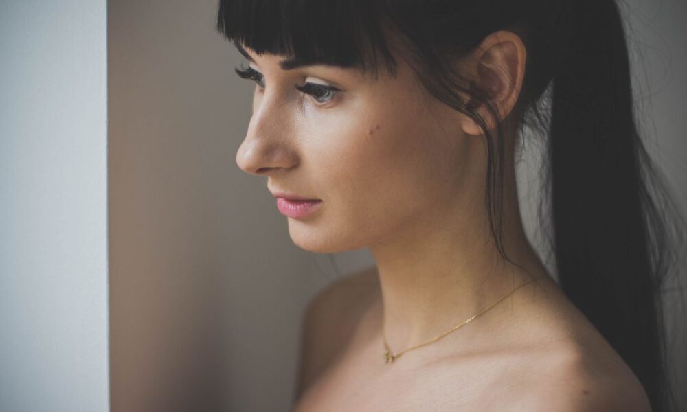 Как восстановить ресницы после наращивания: полезные советы для красоты глаз