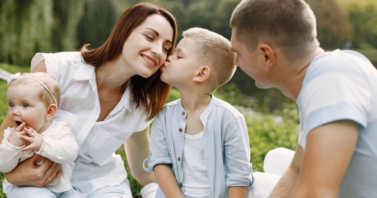 Как слова влияют на самооценку ребенка: ежедневные фразы для родителей