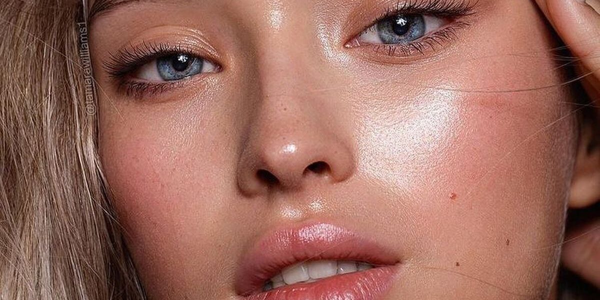 Почему кожа лица жирнится: секреты ухода и советы знаменитостей