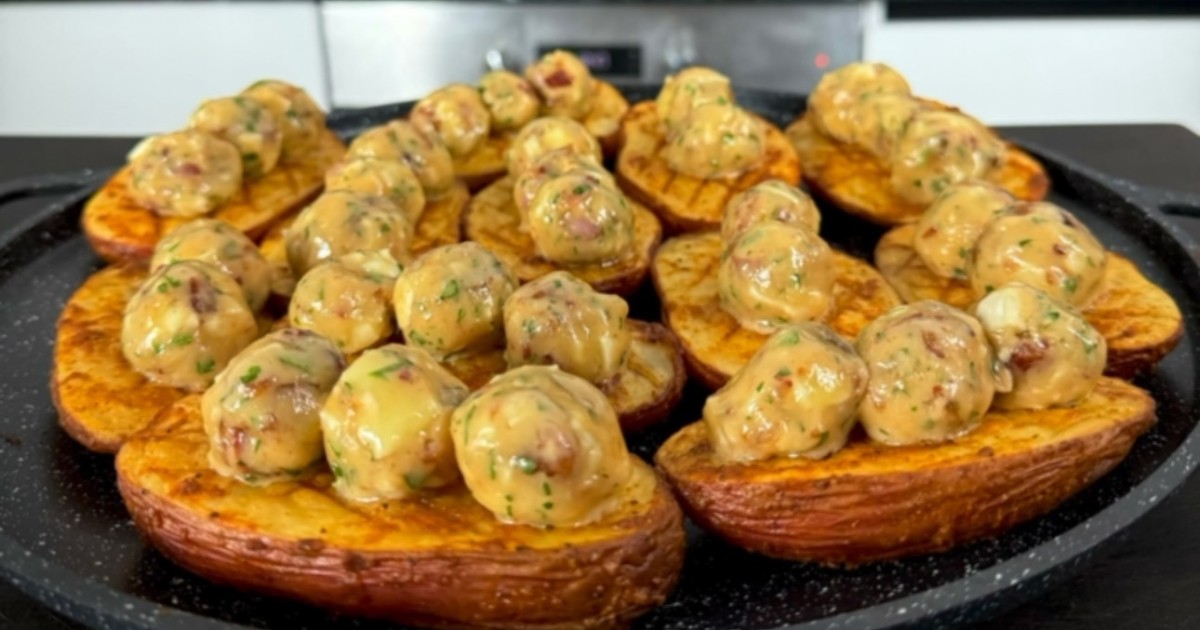 Изысканное картофельное блюдо с сыром: простой рецепт для ужина (видео)