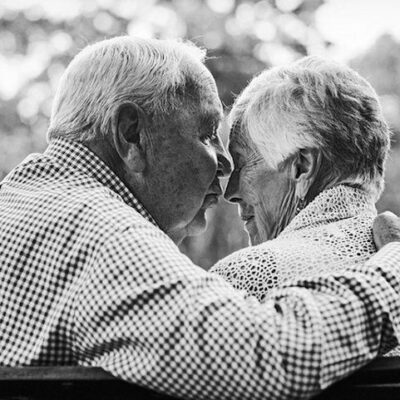 Секреты отношений: что Сократ спросил бы о семье сегодня?