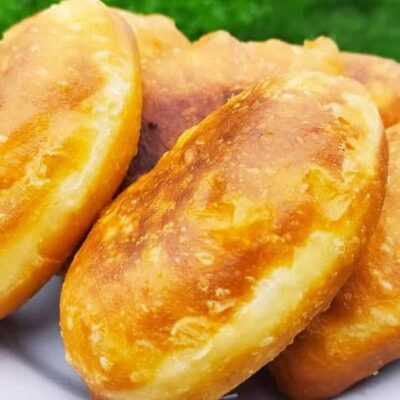 Легкое тесто без дрожжей: быстрый рецепт и сочная начинка для ваших кулинарных шедевров