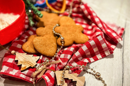 Ароматное медово-имбирное печенье: простой рецепт для уютных вечеров