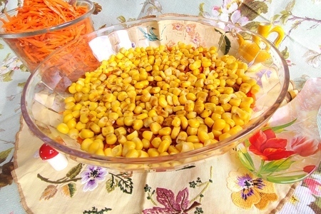 Сытный и легкий салат с кускусом: рецепт для вашего меню