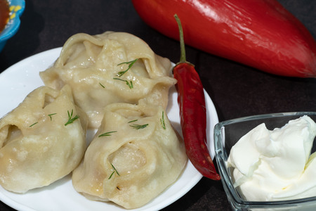 Нежные манты на заварном тесте: секреты идеального фарша и ароматных специй