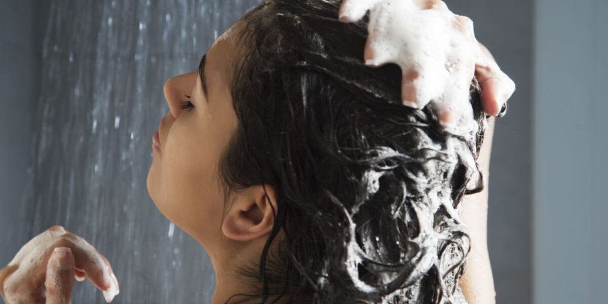 7 распространенных ошибок в уходе за кожей и волосами, которые портят вашу красоту