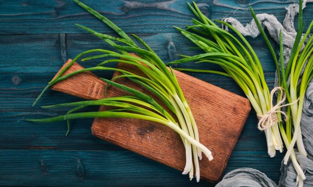 Секреты идеальной зажарки: что первым отправляется на сковороду – лук или морковь?