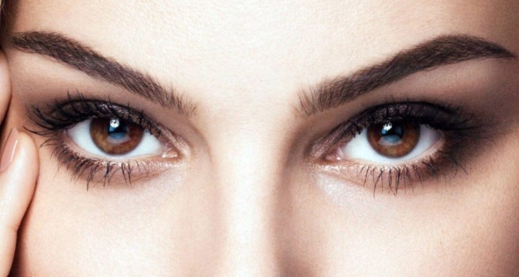 5 главных мифов о здоровье глаз, которые развеет врач