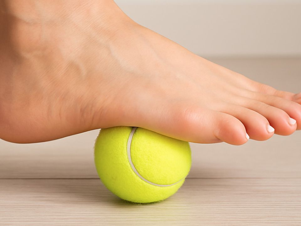 Красота и молодость лица: как забота о стопах творит чудеса