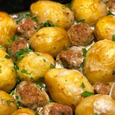 Молодая картошка в духовке: простой и вкусный рецепт для всей семьи