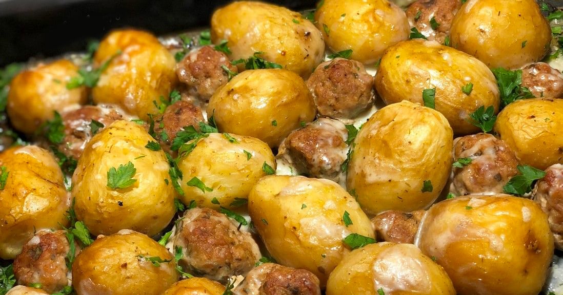 Молодая картошка в духовке: простой и вкусный рецепт для всей семьи