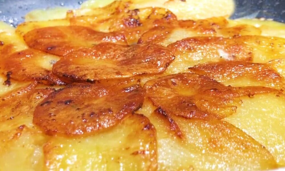 Быстрый ужин из картошки и лука за 10 минут: вкусно и просто