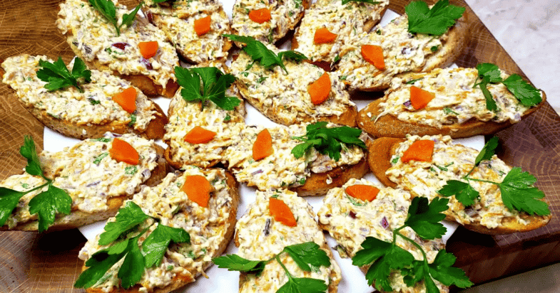 Секрет идеальной намазки: вкуснее сырной, готовится за минуты!