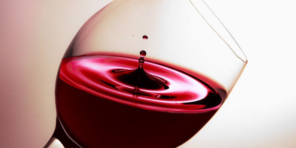 Винотерапия для красоты: секреты омоложения с помощью винной косметики