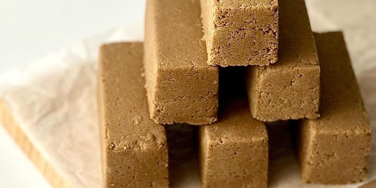 Легкий рецепт домашней халвы: любимый десерт за полчаса