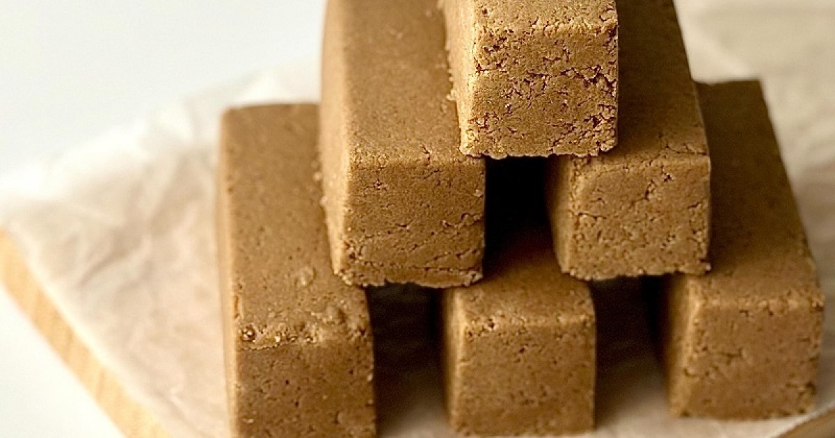 Легкий рецепт домашней халвы: любимый десерт за полчаса