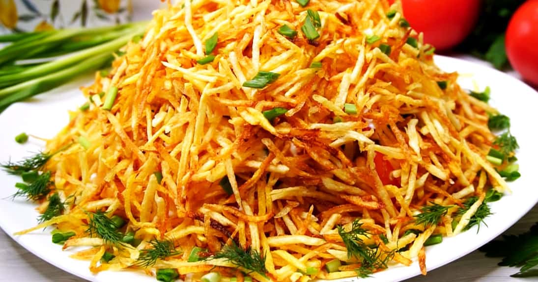 Любимый салат "Мурашник": простой рецепт для любого случая, который покорит вашу семью