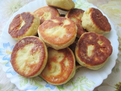 Быстрые и вкусные пышки на сковороде: рецепт для идеального завтрака