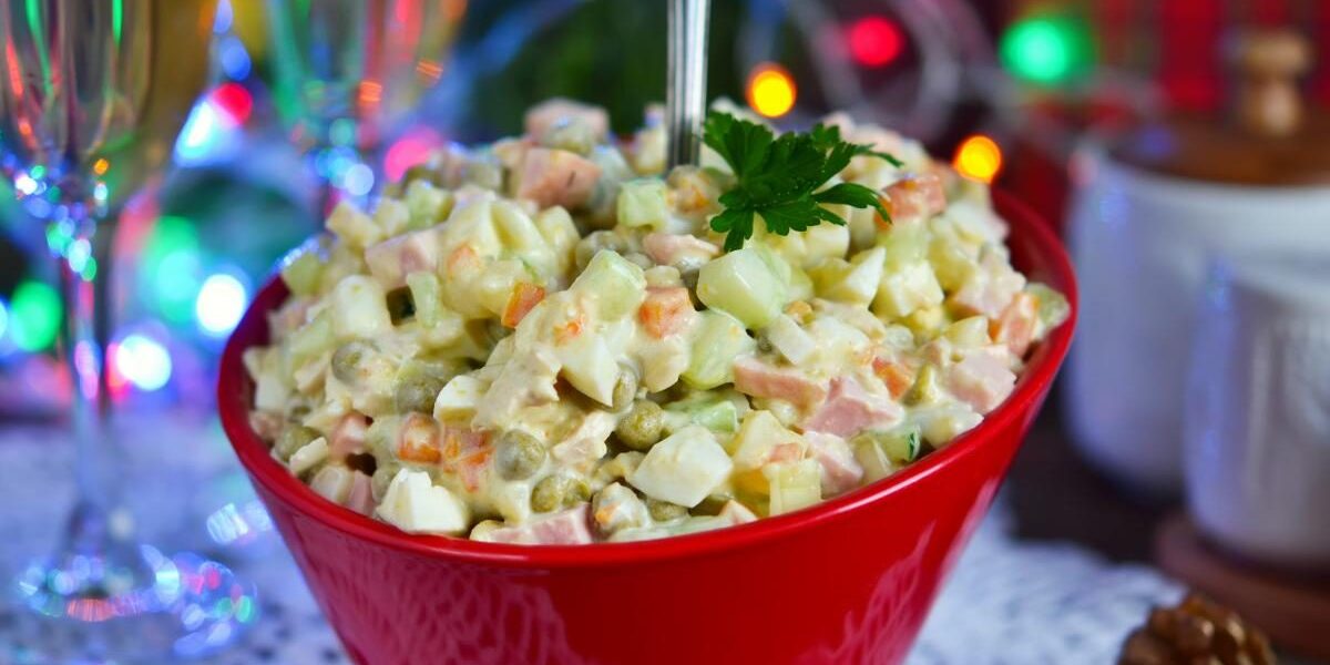 Секреты вкусного салата: как сделать любимое блюдо лучше