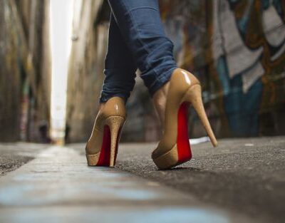 Вред высоких каблуков: как сохранить здоровье ног