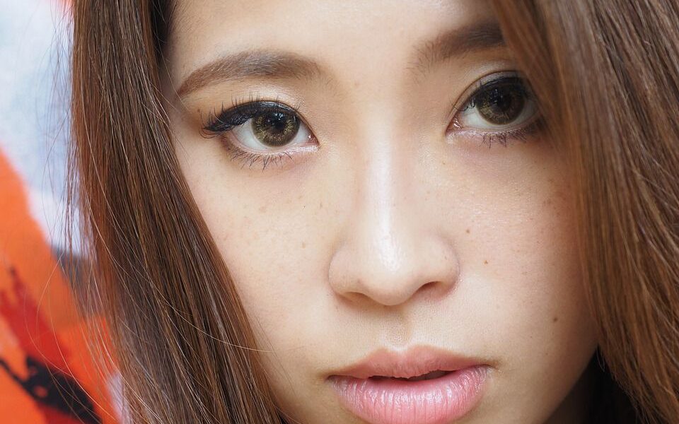 Секреты молодости: как выглядеть на 20 в 40 лет, вдохновляясь звездами