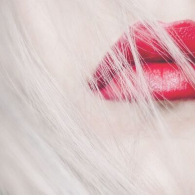 Цветовые решения для губ: какой оттенок помады выбрать по знаку зодиака