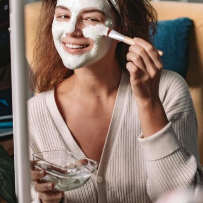 Влияет ли жирная кожа на возрастные изменения: мнение экспертов