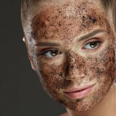 Кофейные маски для сияющей кожи: секреты красоты звезд