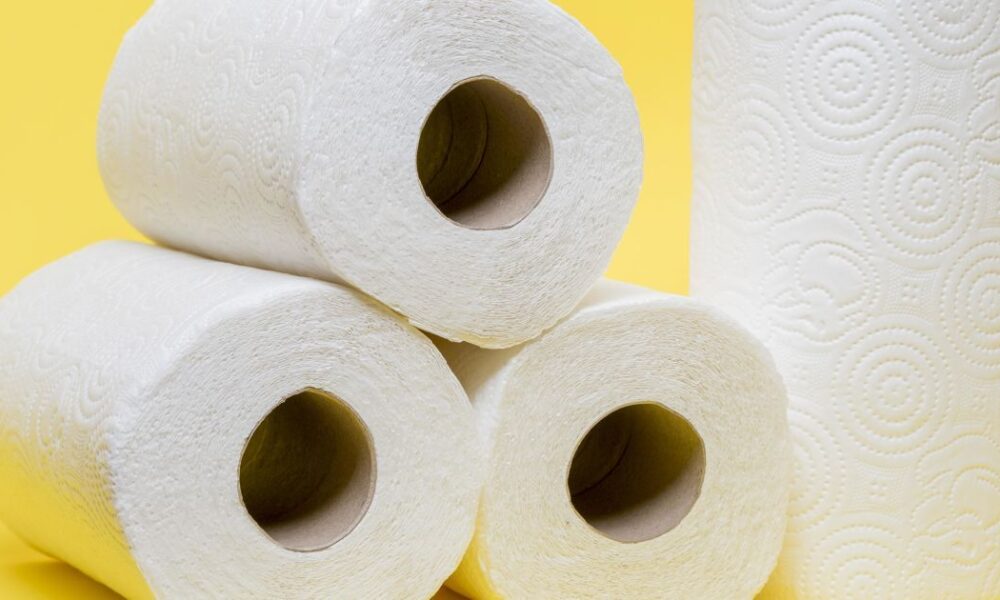 Лайфхак для кухни: зачем хранить бумажные полотенца в холодильнике