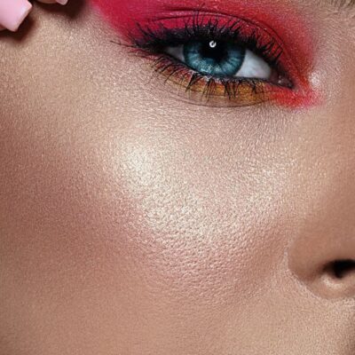 Как выбрать идеальный карандаш для глаз: секреты выразительного взгляда звезд