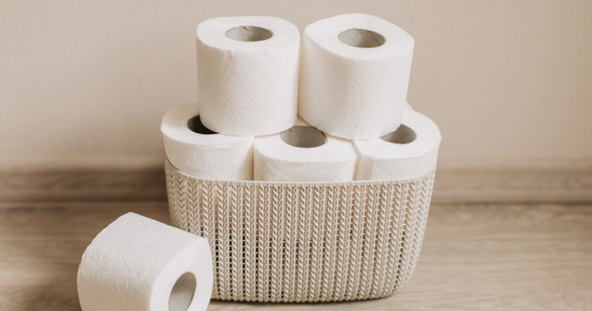 Советские дачи: чем пользовались вместо туалетной бумаги и другие секреты быта