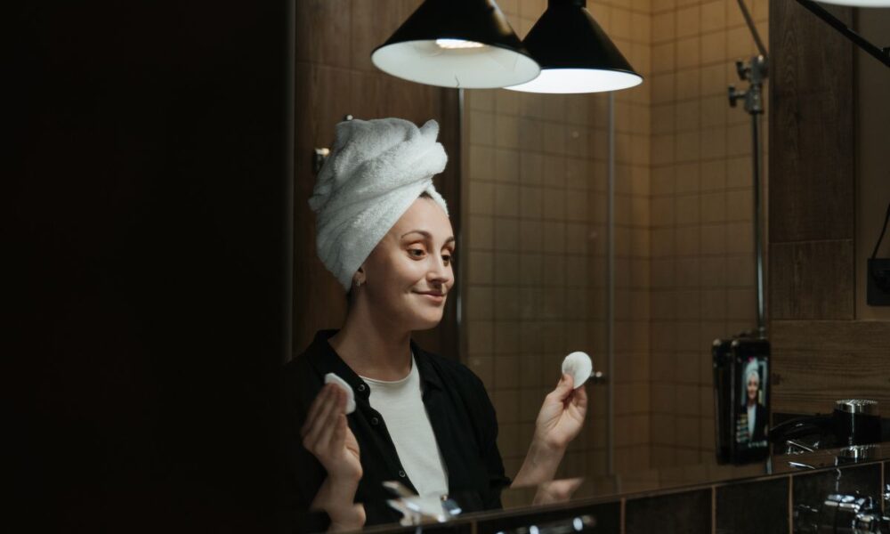 Вечерние ритуалы красоты для молодости кожи: что делать перед сном