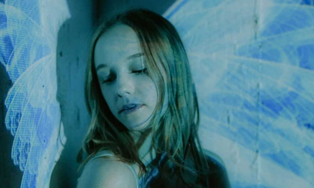 Именины 20 сентября: как поздравить с Днем ангела и создать уют