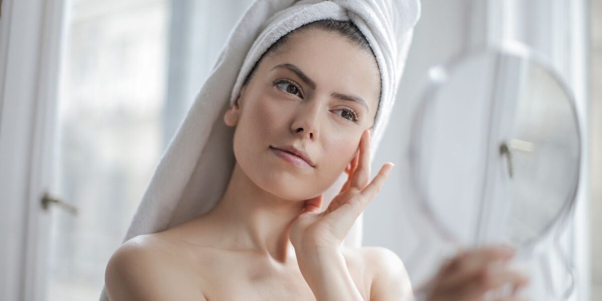 "Статусная кожа": модный тренд или бьюти-риск для женщин